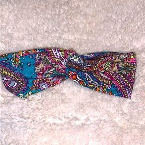 NEVER WORN Twisted headband